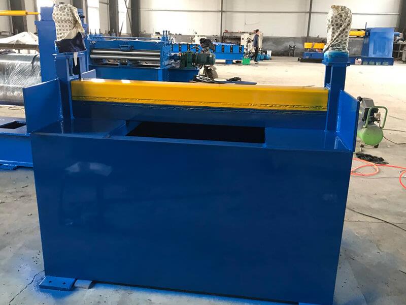 Hydraulic cutting machine