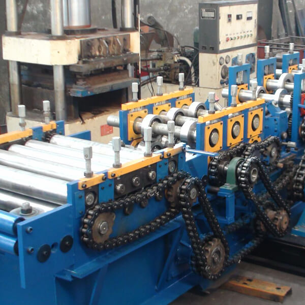 Automatic CZ interchange purlin machine